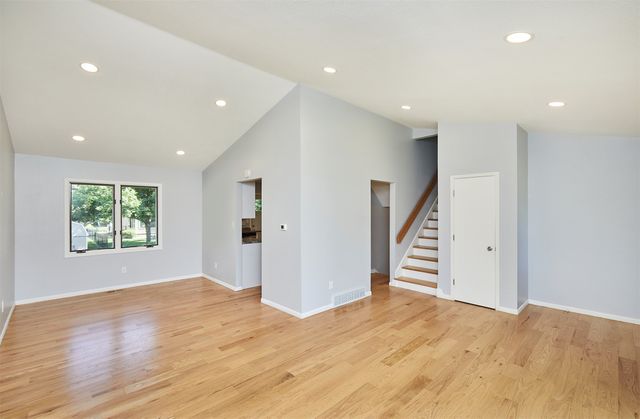 4707 Twana Drive, Des Moines, IA 50310
