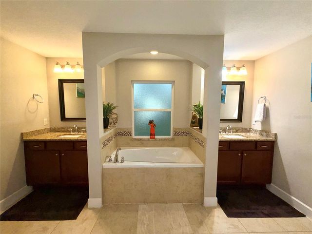 9670 SW 42ND AVENUE, Ocala, FL 34476