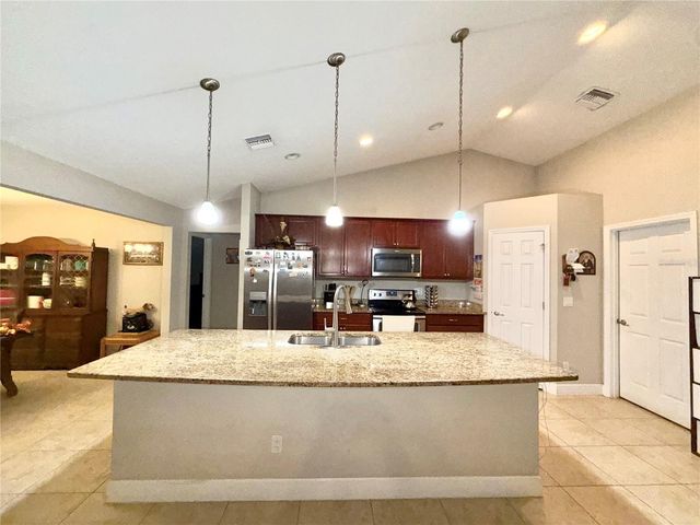 9670 SW 42ND AVENUE, Ocala, FL 34476