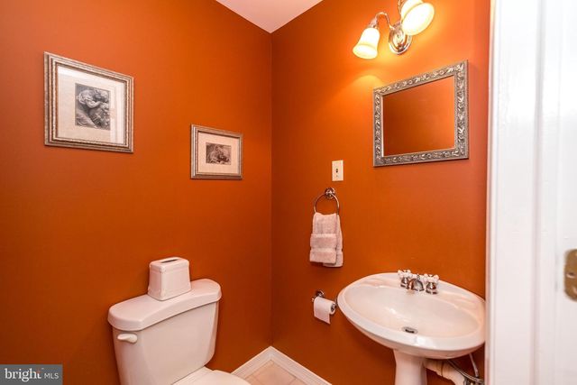 819 FULTON AVE, Lansdale, PA 19446