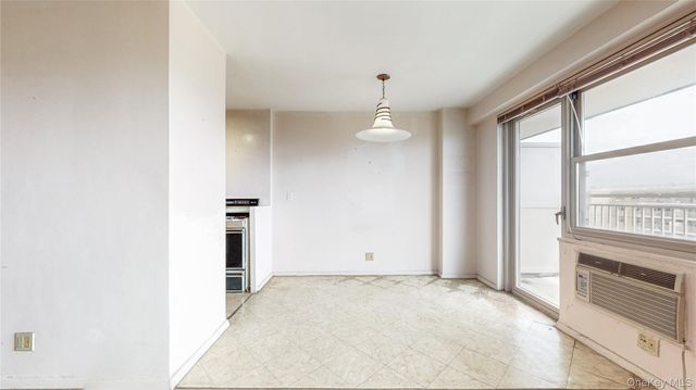 464 Neptune Avenue 23F, Brooklyn, NY 11224