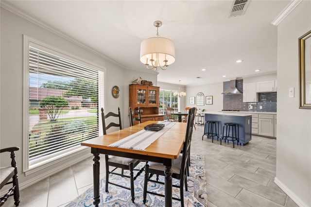 2812 Country Club Road, Pantego, TX 76013