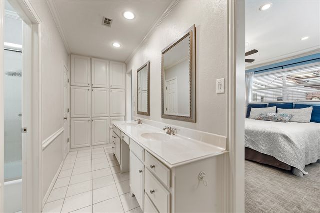 2812 Country Club Road, Pantego, TX 76013