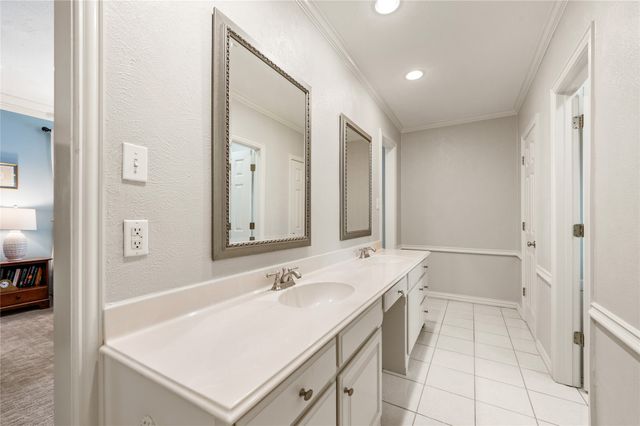 2812 Country Club Road, Pantego, TX 76013