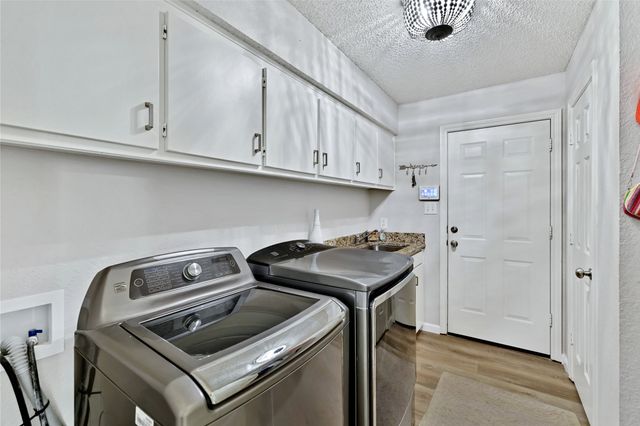 432 Moran Drive, Highland Village, TX 75077