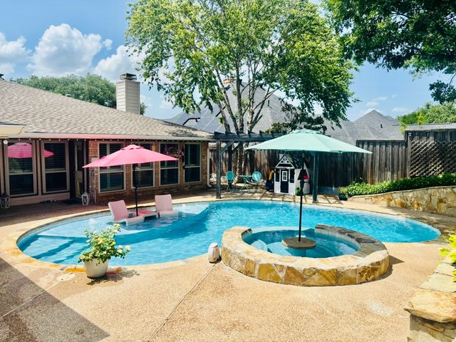 432 Moran Drive, Highland Village, TX 75077