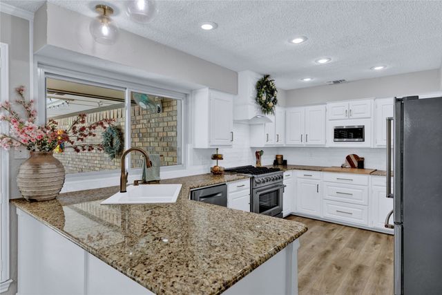 432 Moran Drive, Highland Village, TX 75077