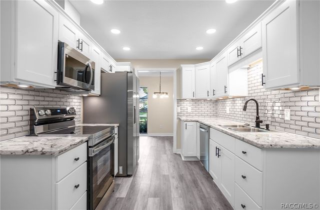 3211 S Rose Avenue, Inverness, FL 34450