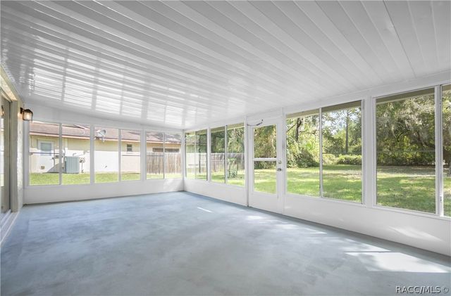 3211 S Rose Avenue, Inverness, FL 34450