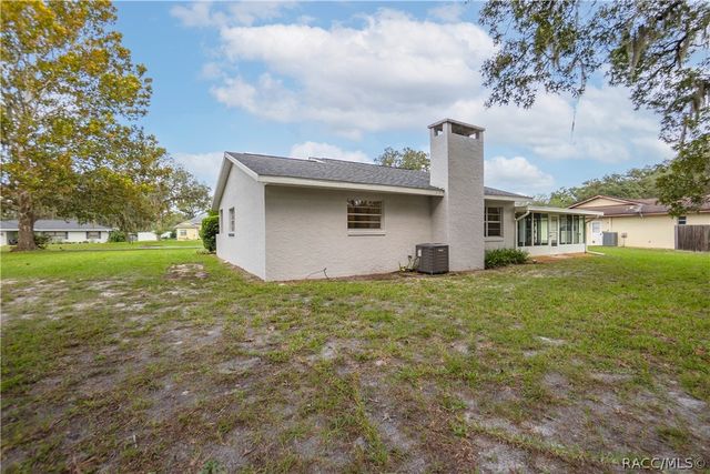 3211 S Rose Avenue, Inverness, FL 34450