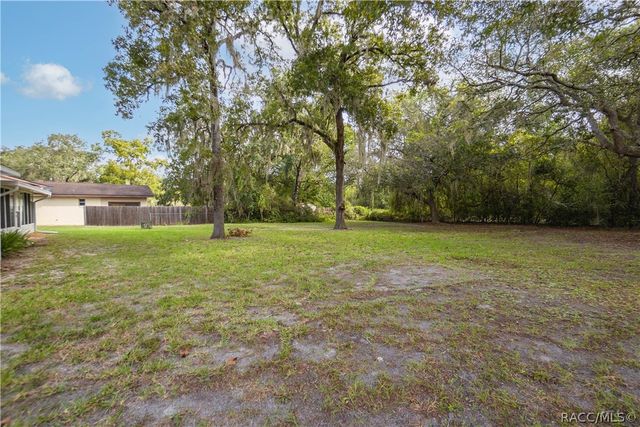 3211 S Rose Avenue, Inverness, FL 34450