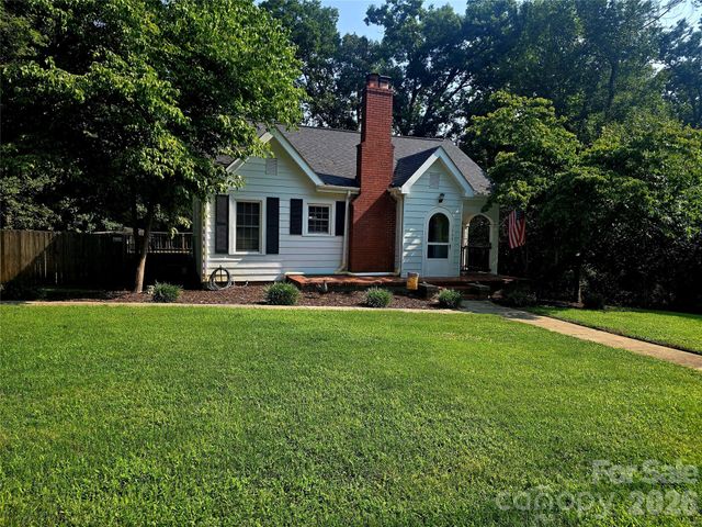 1466 White Oak Avenue, Albemarle, NC 28001