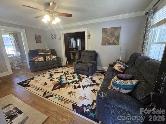 1466 White Oak Avenue, Albemarle, NC 28001