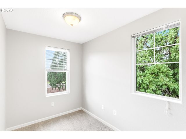 7953 Ne HEISER St, Hillsboro, OR 97006