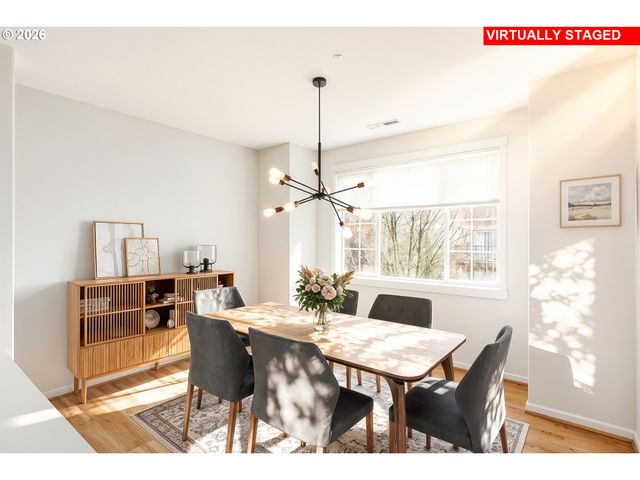 7953 Ne HEISER St, Hillsboro, OR 97006