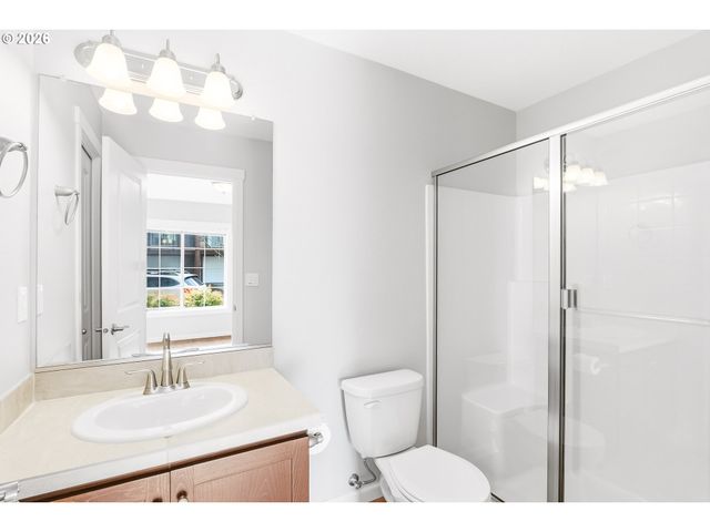 7953 Ne HEISER St, Hillsboro, OR 97006