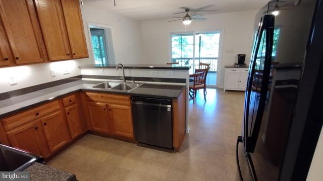305 CATAMARAN CT, Bumpass, VA 23024