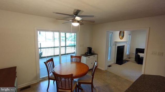 305 CATAMARAN CT, Bumpass, VA 23024