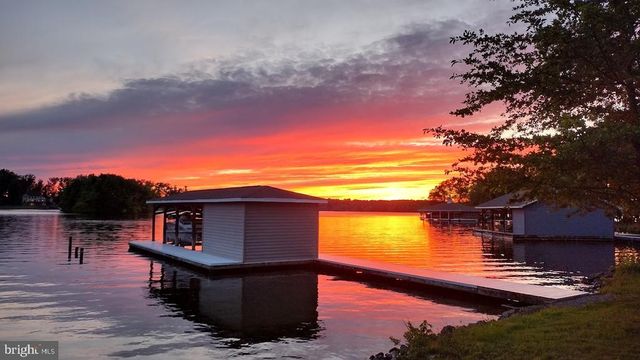 305 CATAMARAN CT, Bumpass, VA 23024