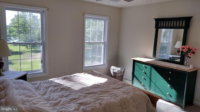 305 CATAMARAN CT, Bumpass, VA 23024