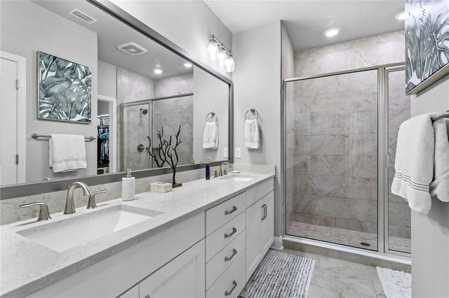 268 8TH STREET N, St Petersburg, FL 33701