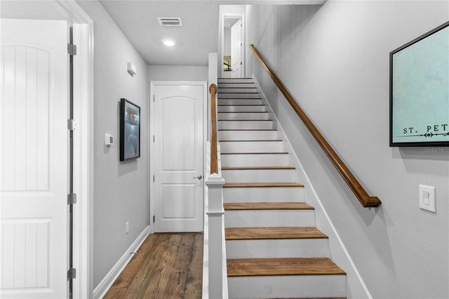 268 8TH STREET N, St Petersburg, FL 33701