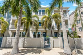 268 8TH STREET N, St Petersburg, FL 33701
