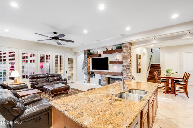 4440 S PECAN Drive, Chandler, AZ 85248