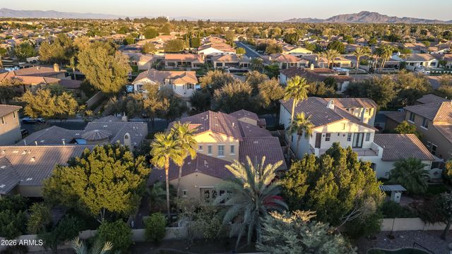 4440 S PECAN Drive, Chandler, AZ 85248