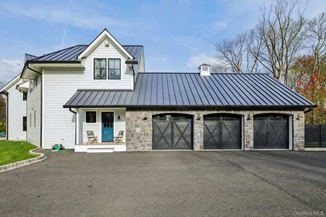 7 Marycrest Road, West Nyack, NY 10994