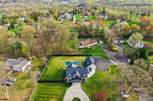 7 Marycrest Road, West Nyack, NY 10994