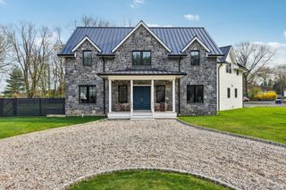 7 Marycrest Road, West Nyack, NY 10994