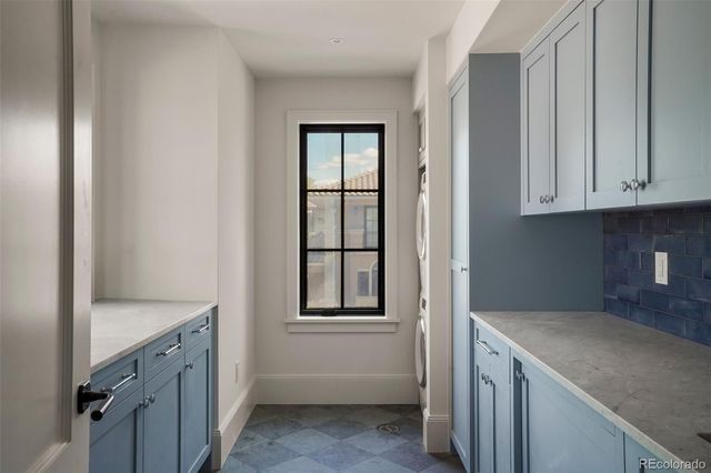 888 S Franklin Street, Denver, CO 80209