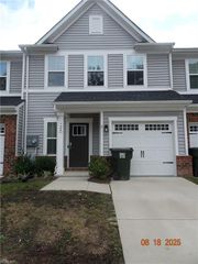 124 Stegg ST, Williamsburg, VA 23185