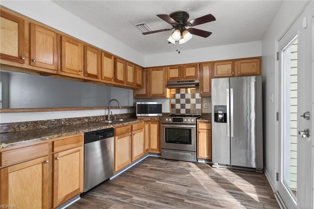 3143 Glastonbury DR, Virginia Beach, VA 23453