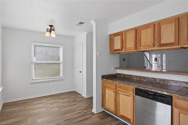 3143 Glastonbury DR, Virginia Beach, VA 23453