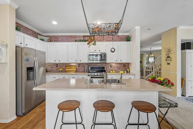 377 Natalie Way, Fallbrook, CA 92028