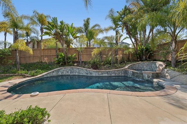 377 Natalie Way, Fallbrook, CA 92028