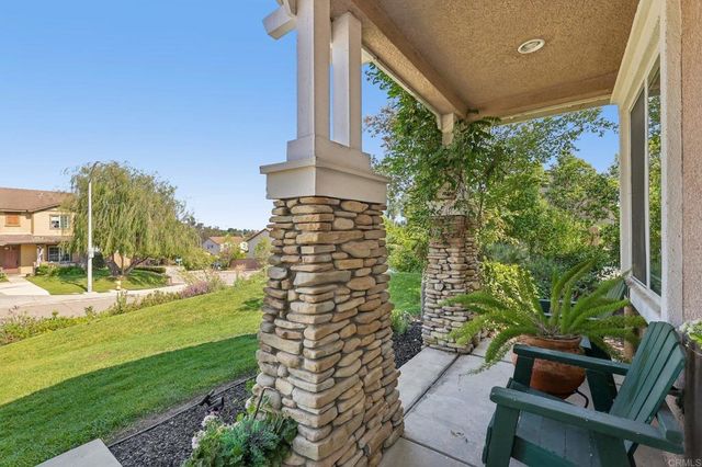 377 Natalie Way, Fallbrook, CA 92028