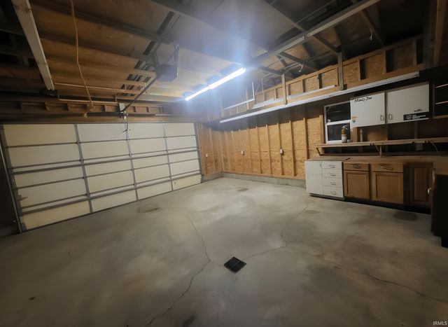10780 Lincoln Highway, Plymouth, IN 46563