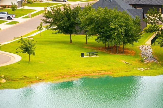 11729 NW 105th Street, Yukon, OK 73099