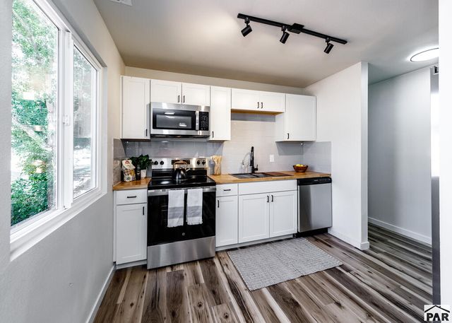 2906 Winnipeg St, Pueblo, CO 81004