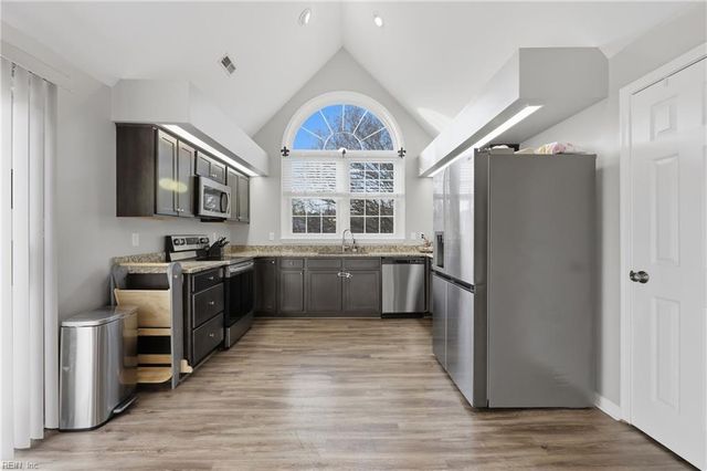 1301 Tuckaway Reach Unit D, Chesapeake, VA 23320