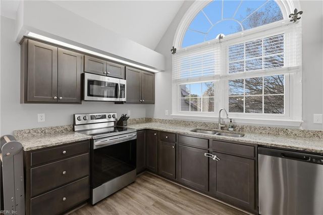 1301 Tuckaway Reach Unit D, Chesapeake, VA 23320