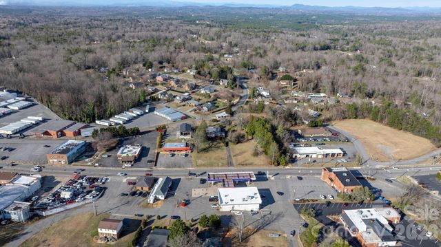 636 Main Street E, Valdese, NC 28690