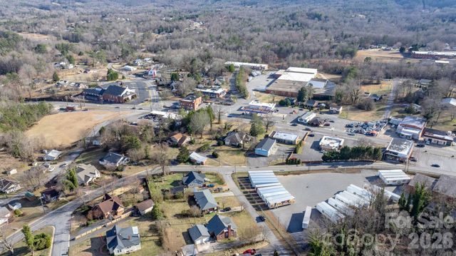 636 Main Street E, Valdese, NC 28690