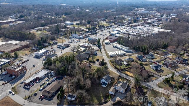 636 Main Street E, Valdese, NC 28690