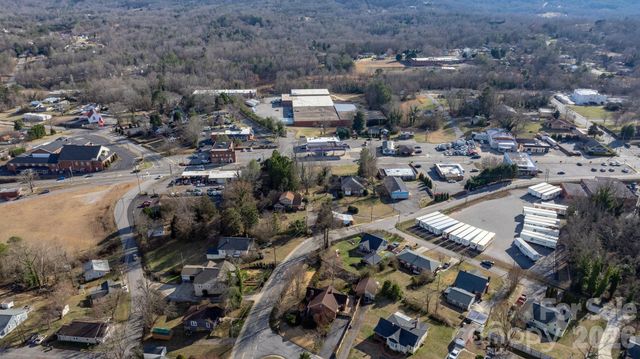 636 Main Street E, Valdese, NC 28690