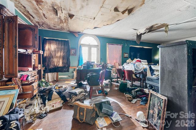 636 Main Street E, Valdese, NC 28690