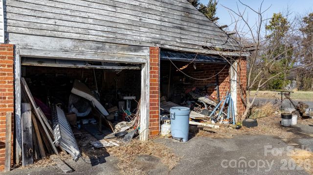 636 Main Street E, Valdese, NC 28690